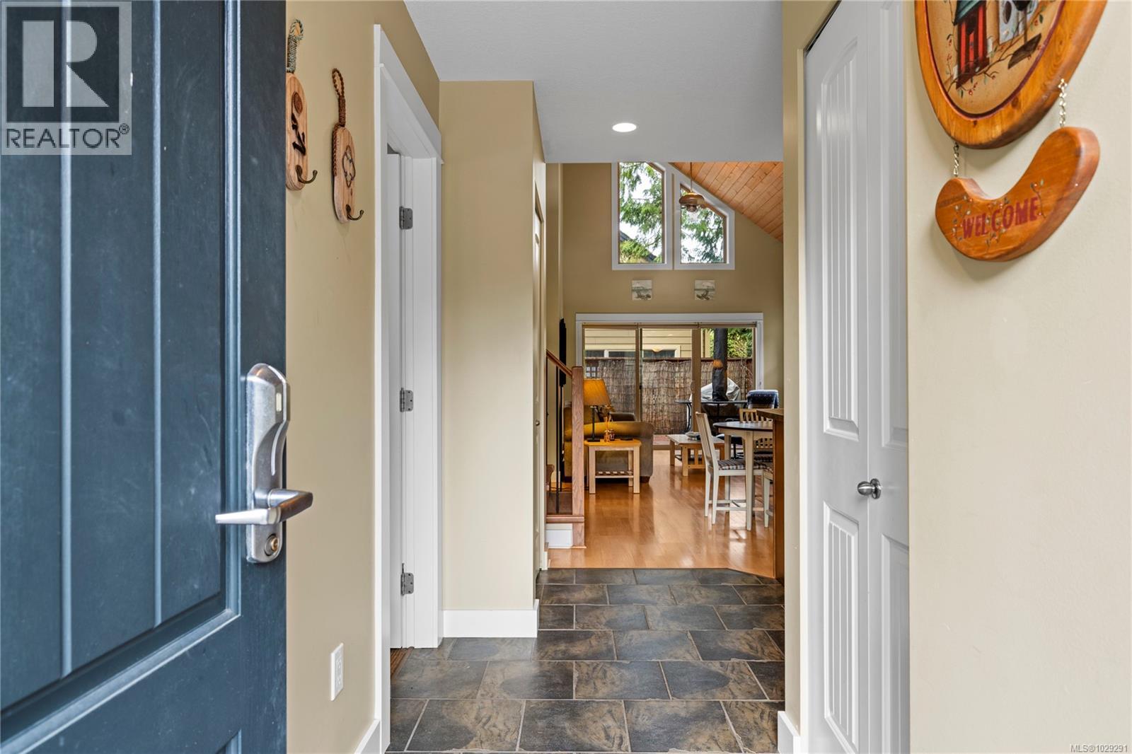 #169 1080 RESORT DR - Image 2