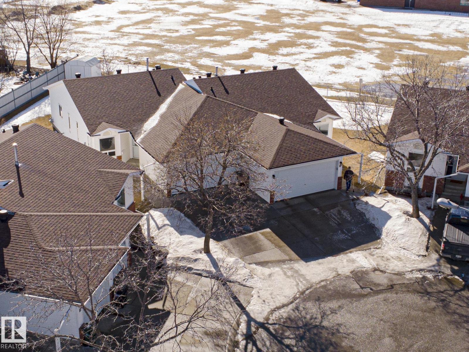 #11 15 RITCHIE WY, Sherwood Park