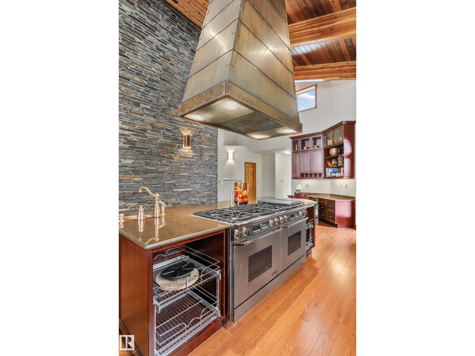 12 WELLINGTON CR NW - 38