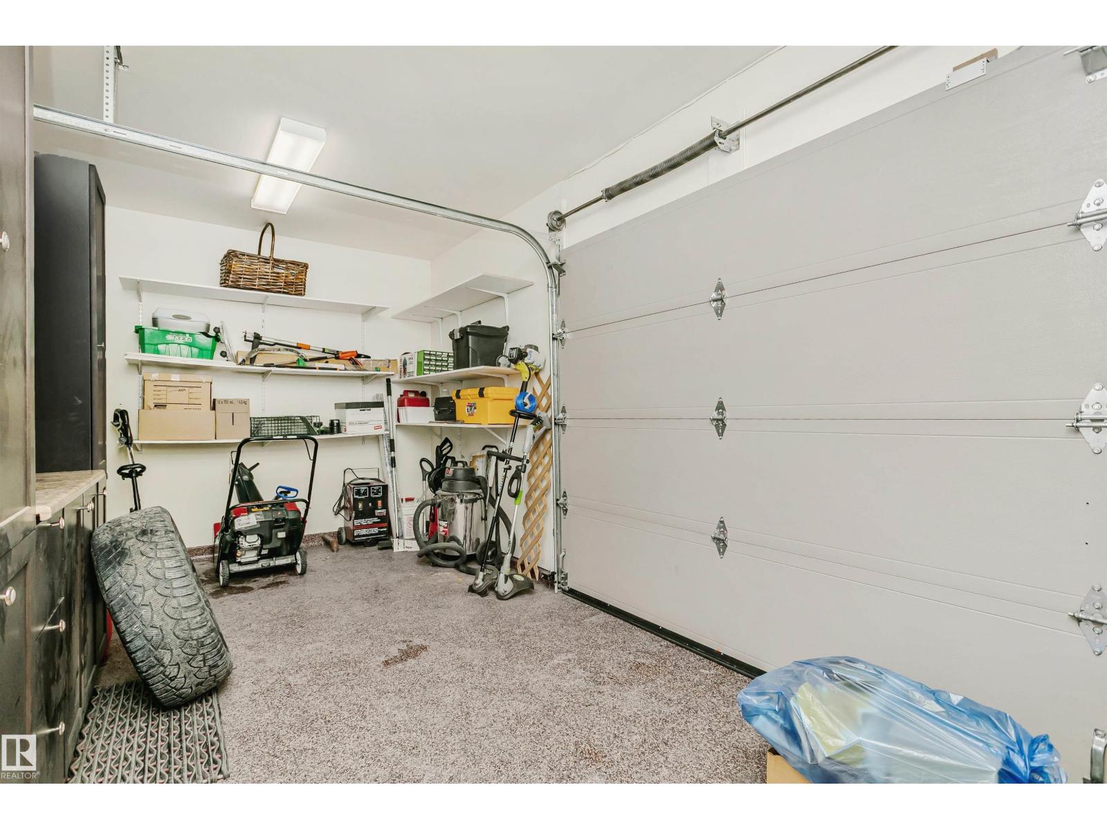 12 WELLINGTON CR NW - 65