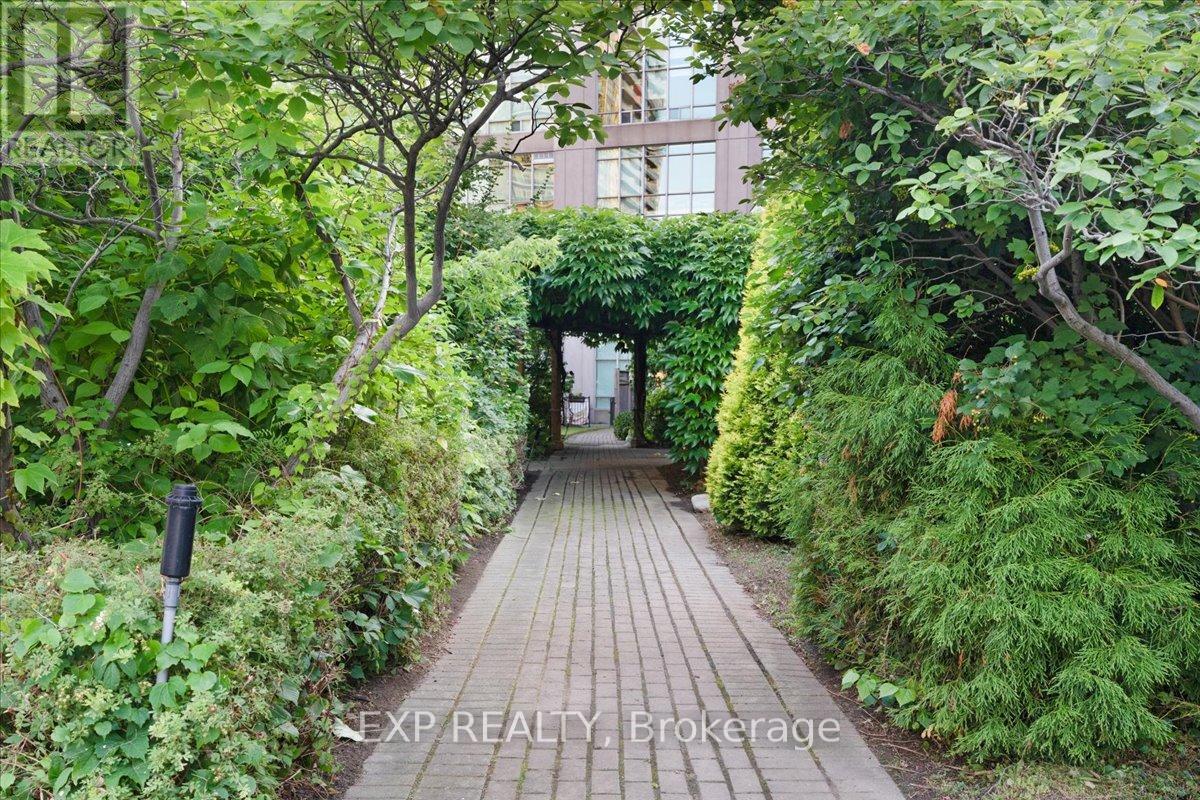 PH416 – 300 MANITOBA STREET, Toronto (Mimico), Ontario