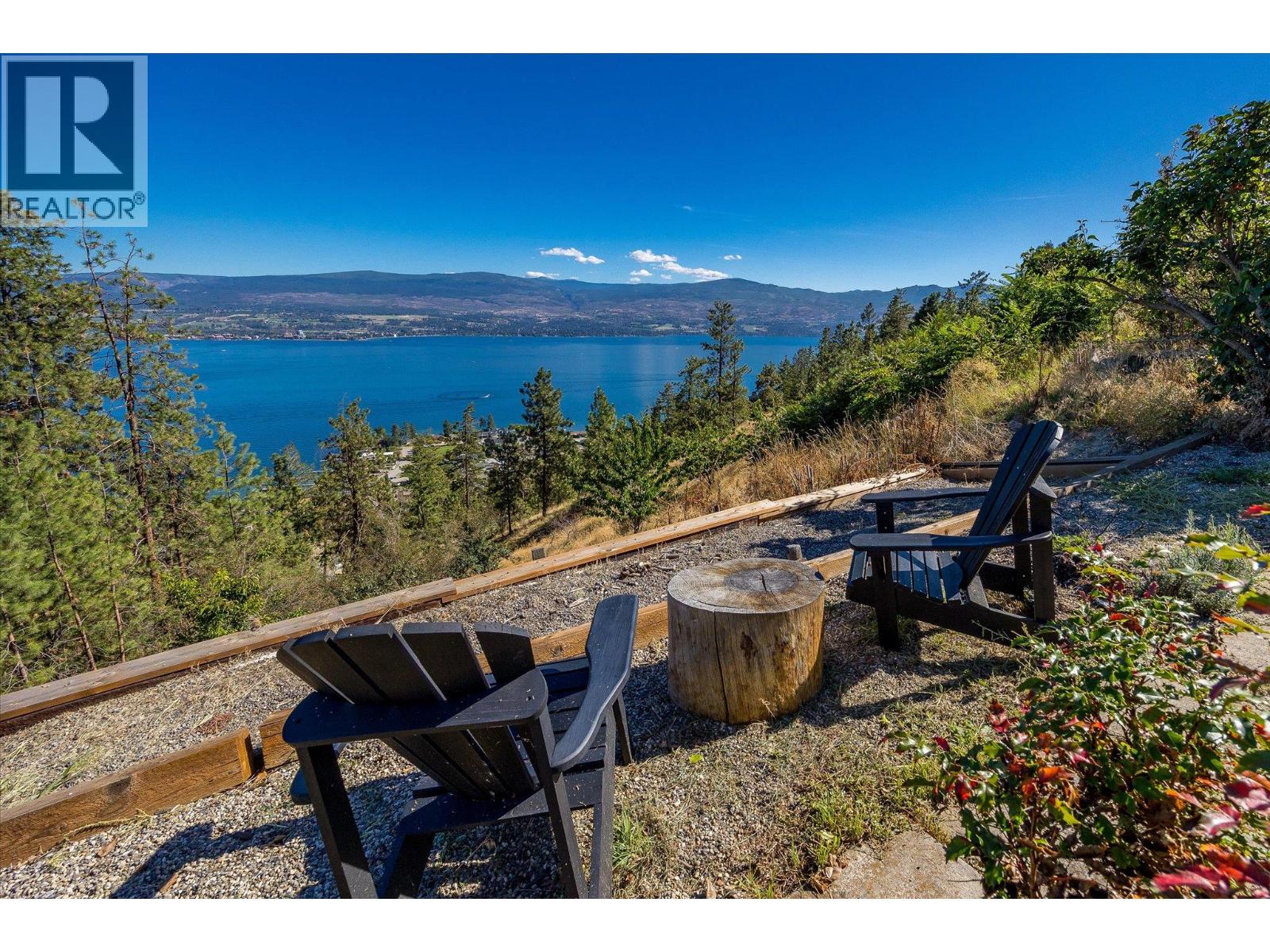  2523 Hillsborough Road, West Kelowna