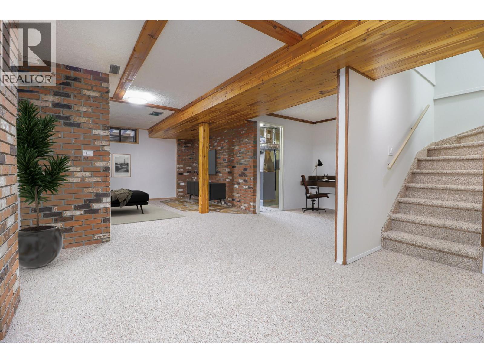 513 20TH Avenue S, Cranbrook