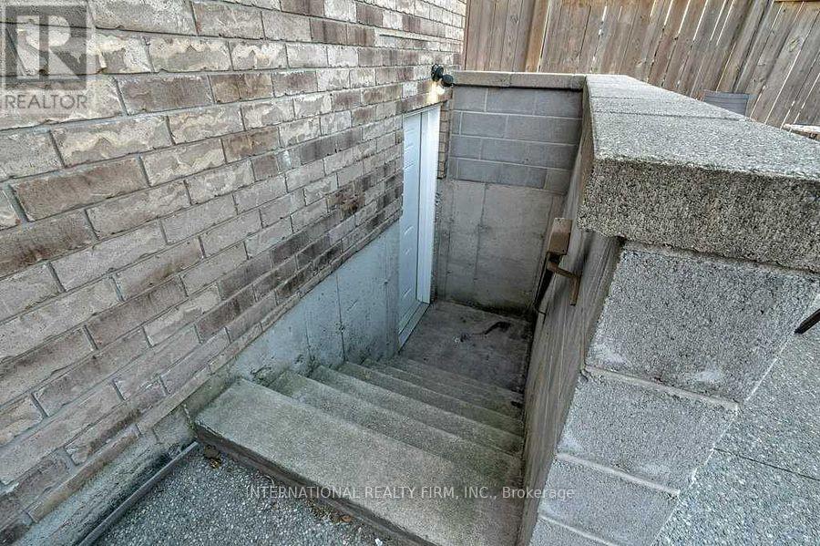 113 WHITEFISH CRESCENT - 11