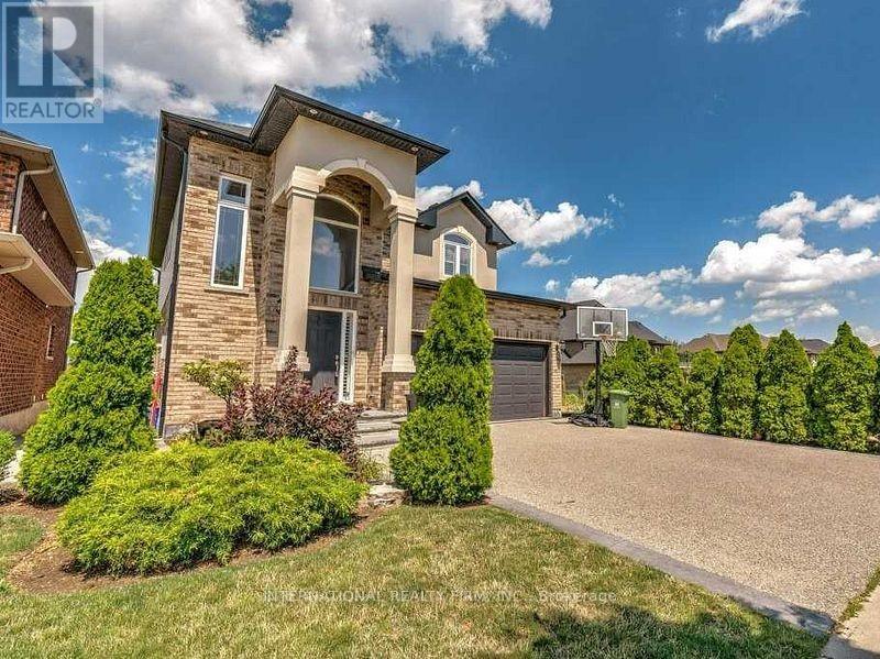 113 WHITEFISH CRESCENT - 2
