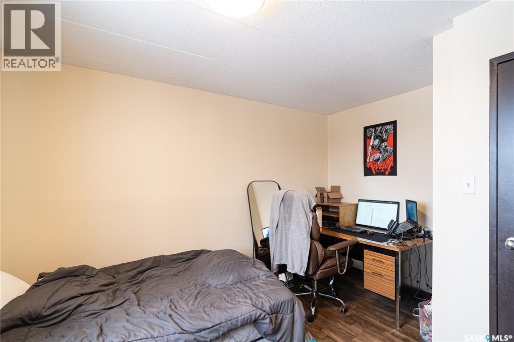 Single Family House High rise for Sale in   Westfield DRIVE Regina 