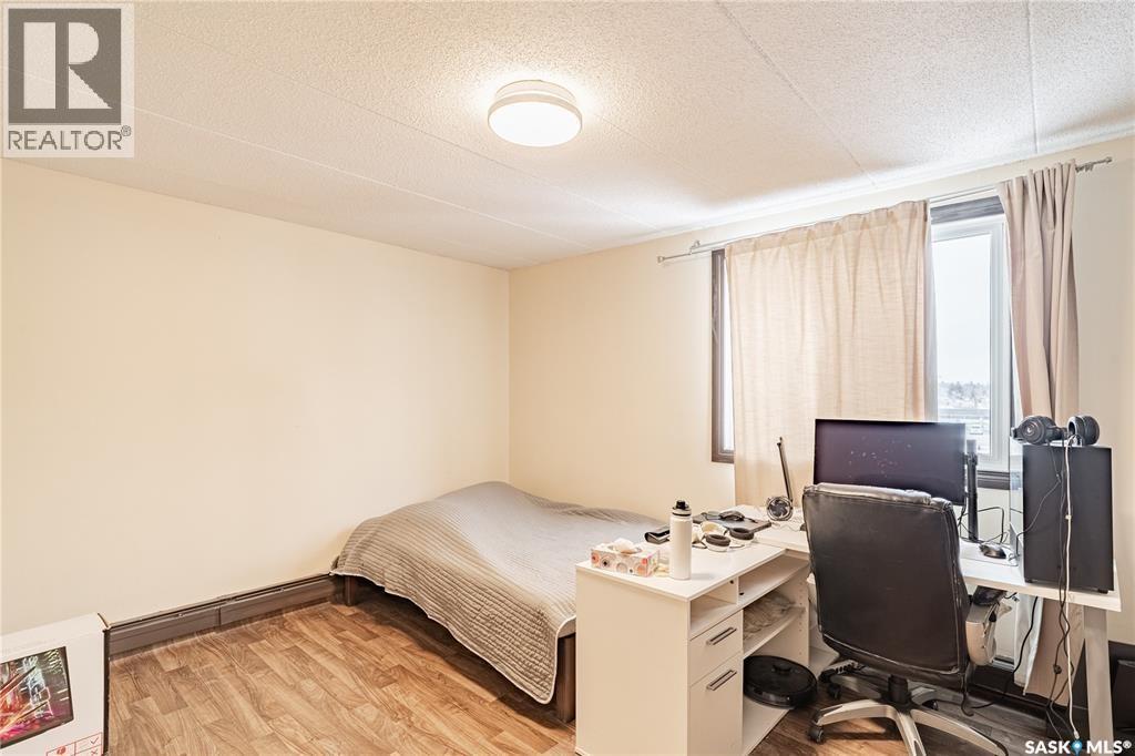 Single Family House High rise for Sale in   Westfield DRIVE Regina 