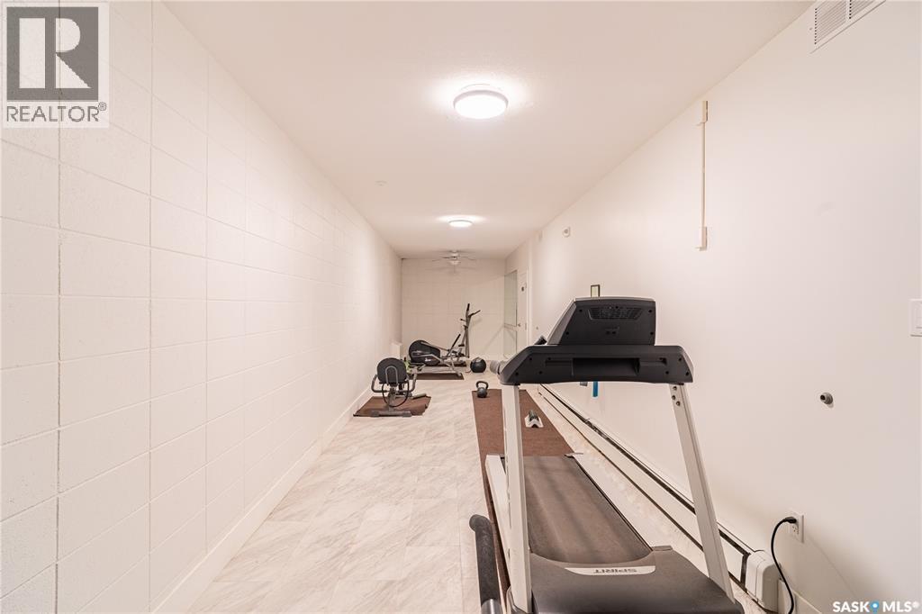 #329 65 Westfield DRIVE - 20