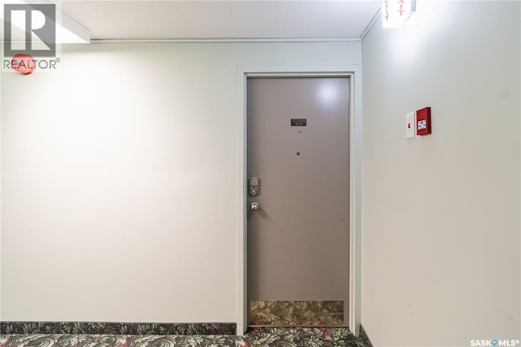 Single Family House High rise for Sale in   Westfield DRIVE Regina 