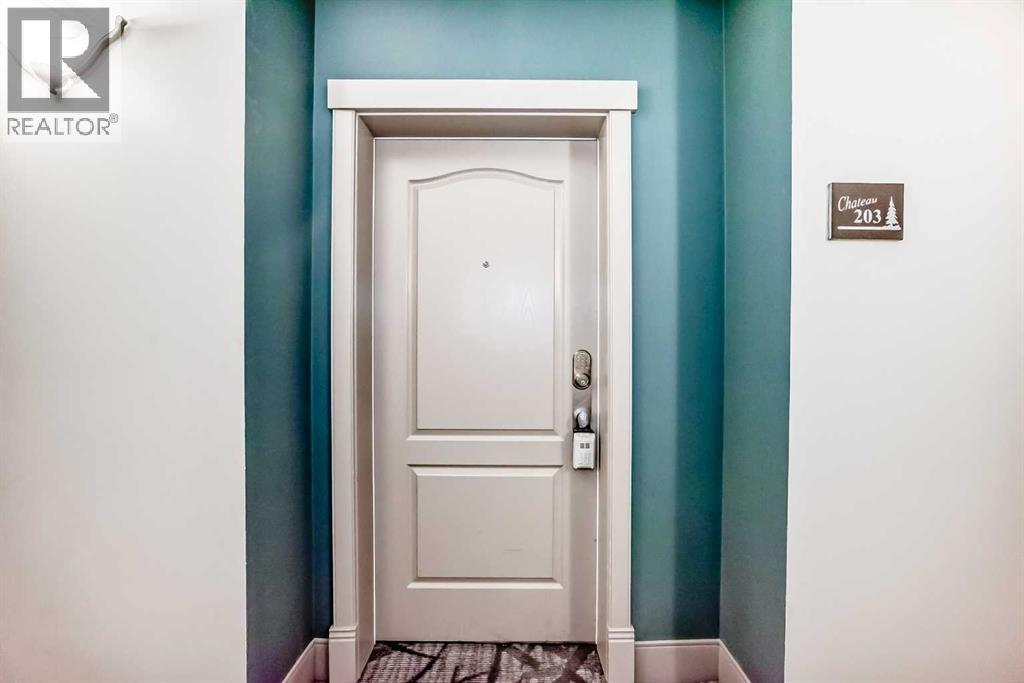 Single Family House for Sale in   Discovery Ridge Close SW Discovery Ridge Calgary 