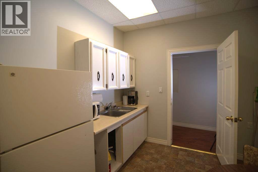 1267 & 1255 Cedar Avenue, Trail