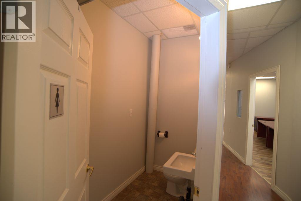 1267 & 1255 Cedar Avenue, Trail