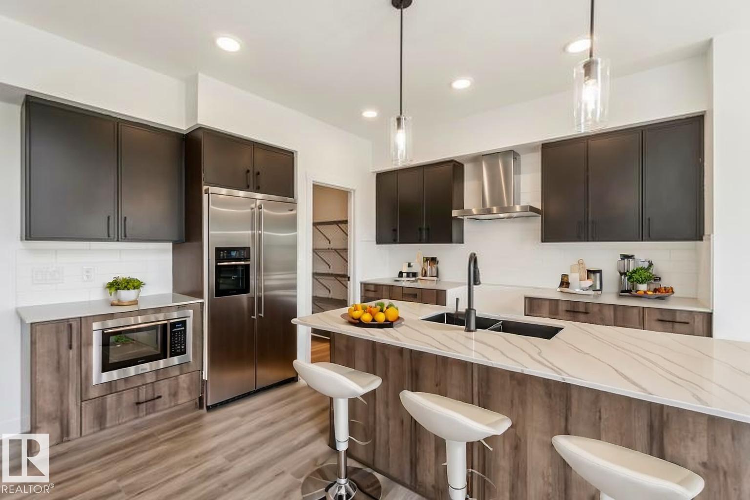 
          19 SPRINGBROOK WD
            <br/>
            <span>Spruce Grove</span>
            , 
            <span>AB</span>
             <span>T7X2W5</span>
         - Photo 49