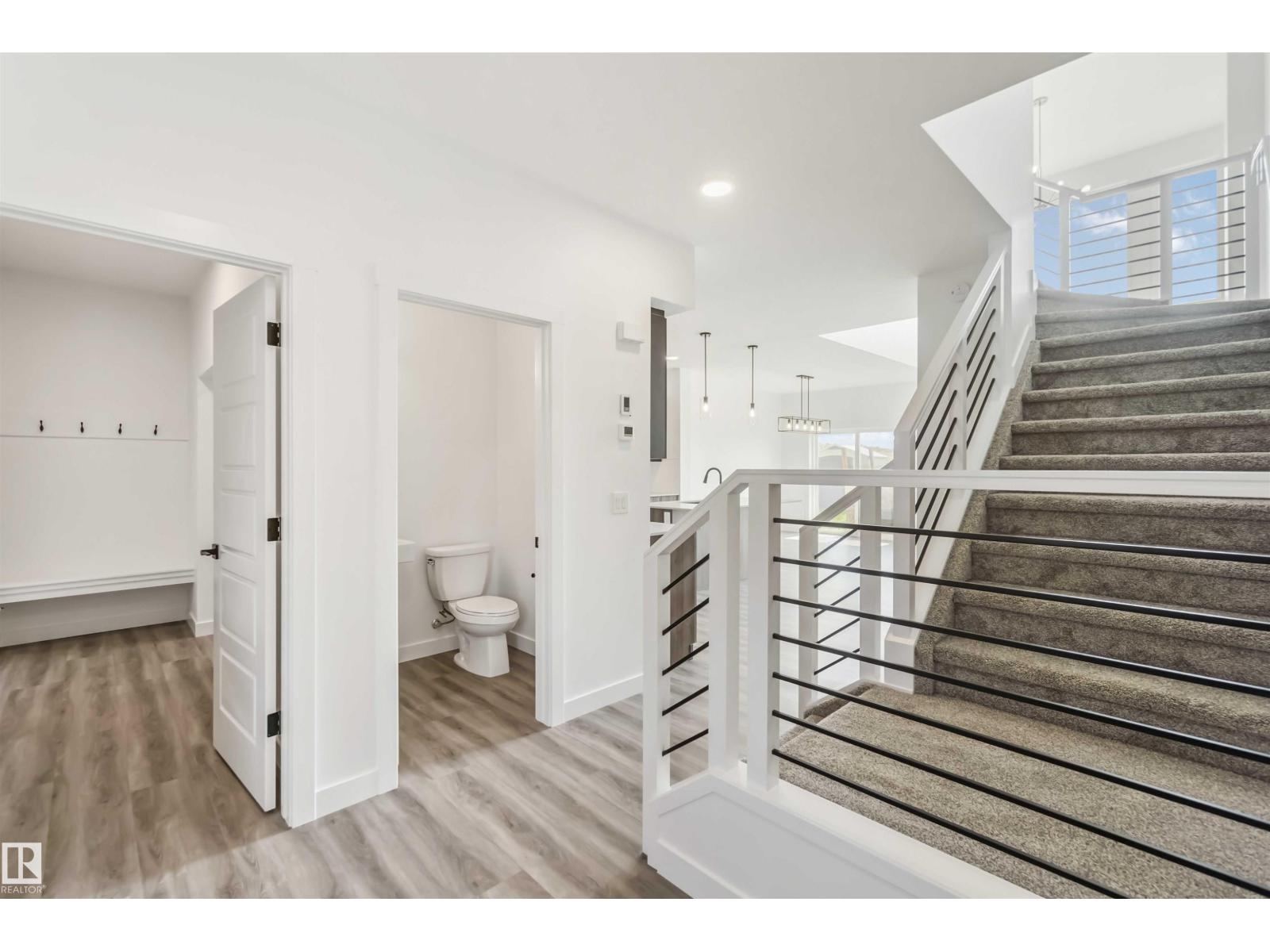 
          19 SPRINGBROOK WD
            <br/>
            <span>Spruce Grove</span>
            , 
            <span>AB</span>
             <span>T7X2W5</span>
         - Photo 25