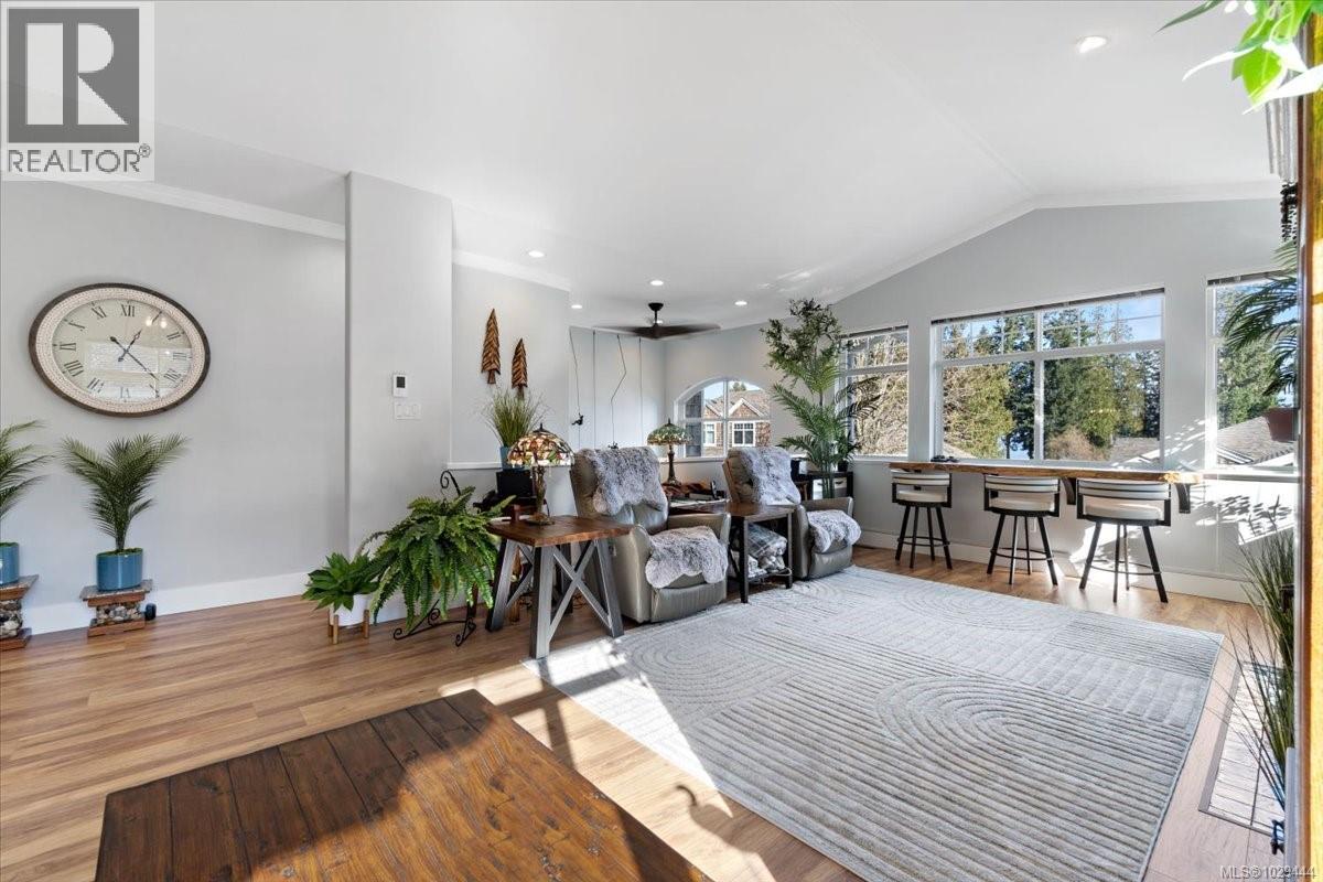 1254 SATURNA DR - Image 2