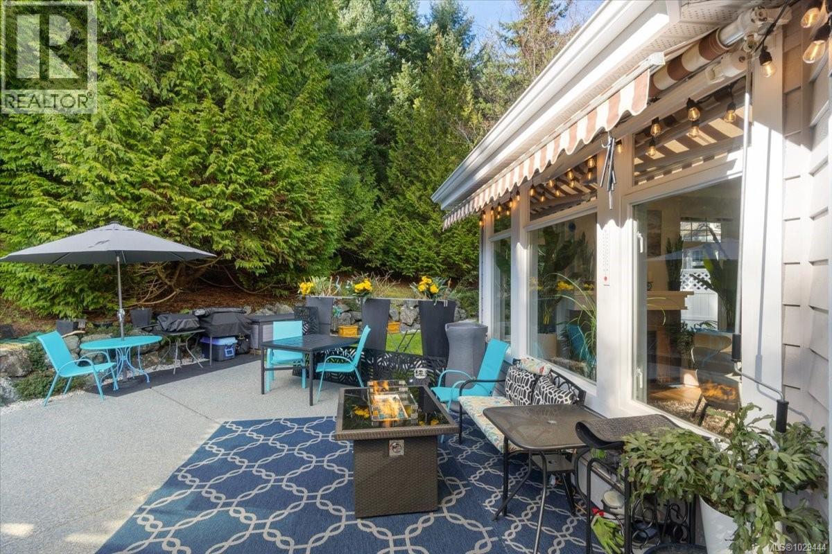 1254 SATURNA DR - 25