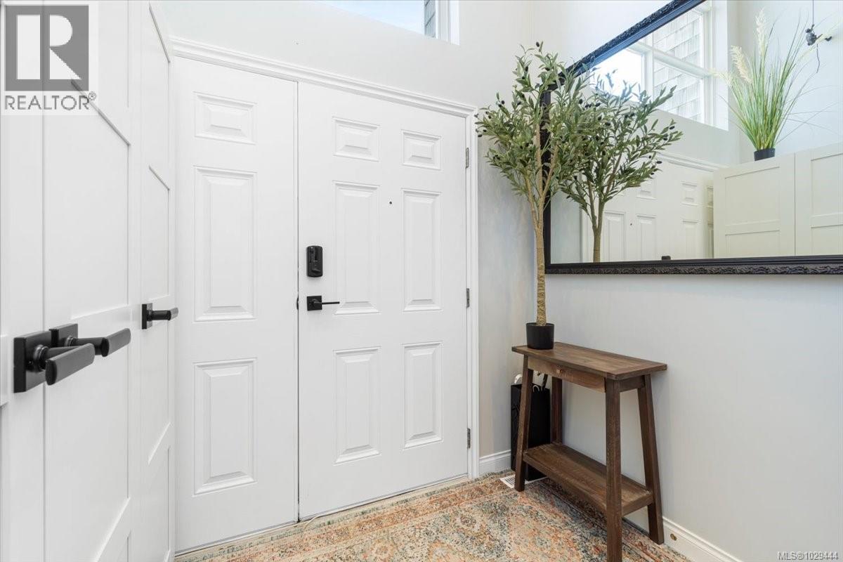 1254 SATURNA DR - 45