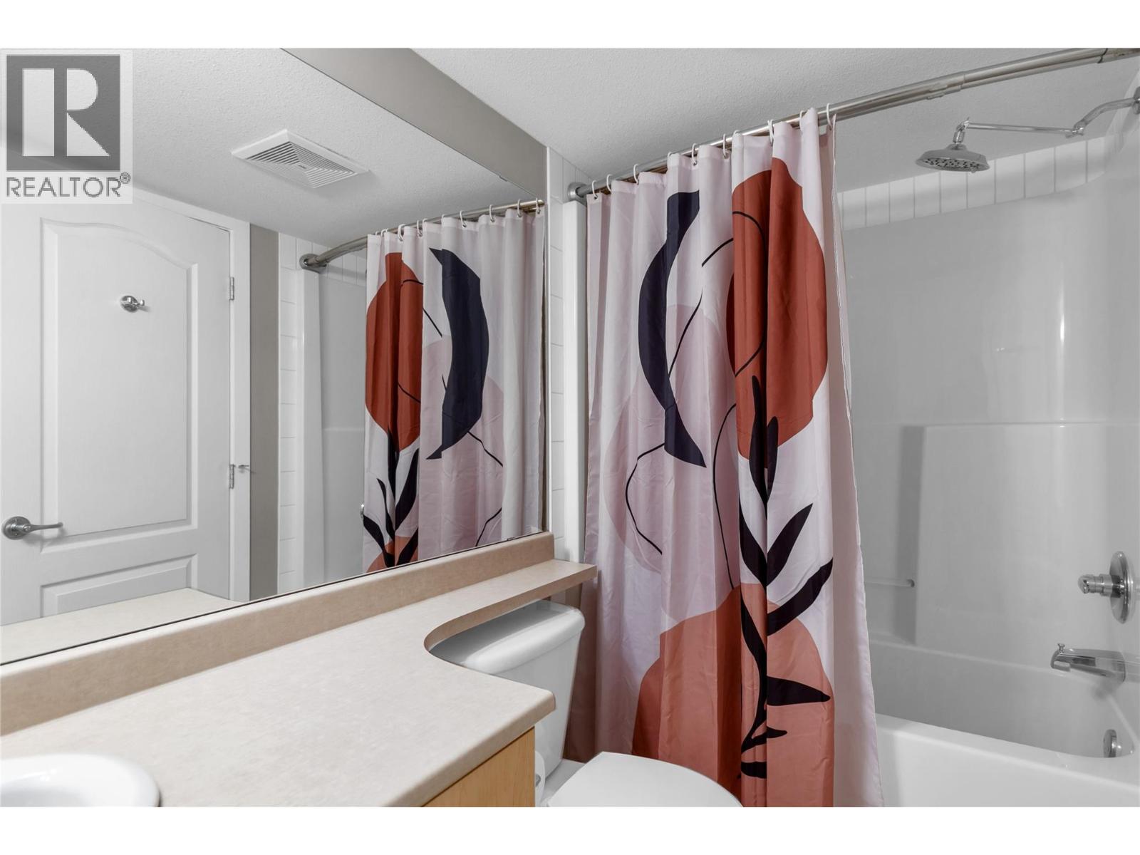 4105 325 McIntosh Road, Kelowna