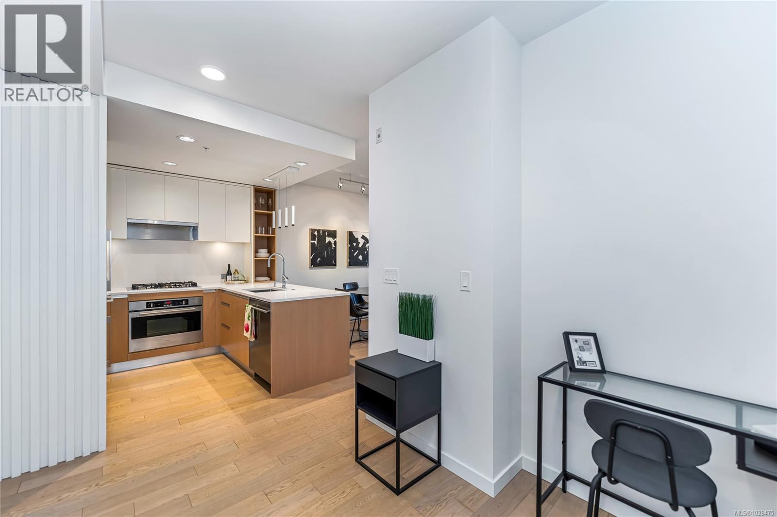 #405 1033 Cook St - 20