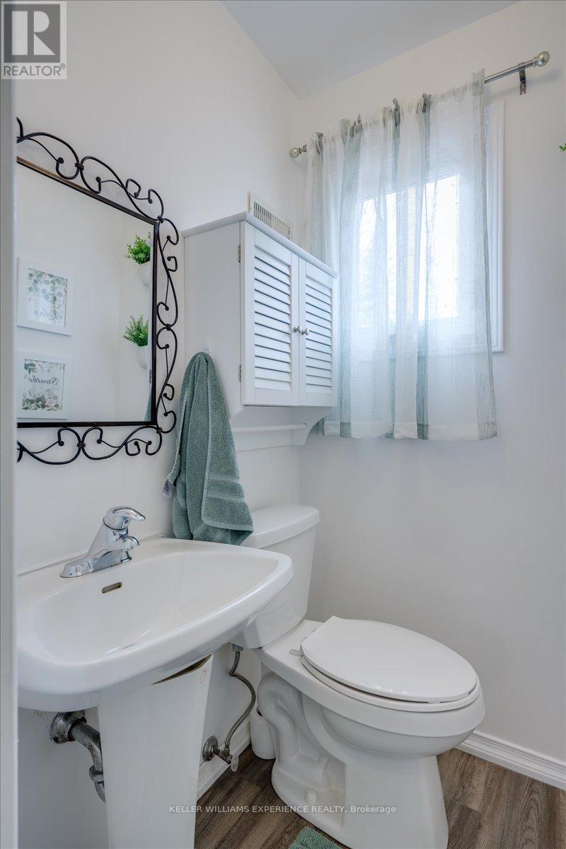 34 – 119 D’AMBROSIO DRIVE,Barrie (Painswick North),,