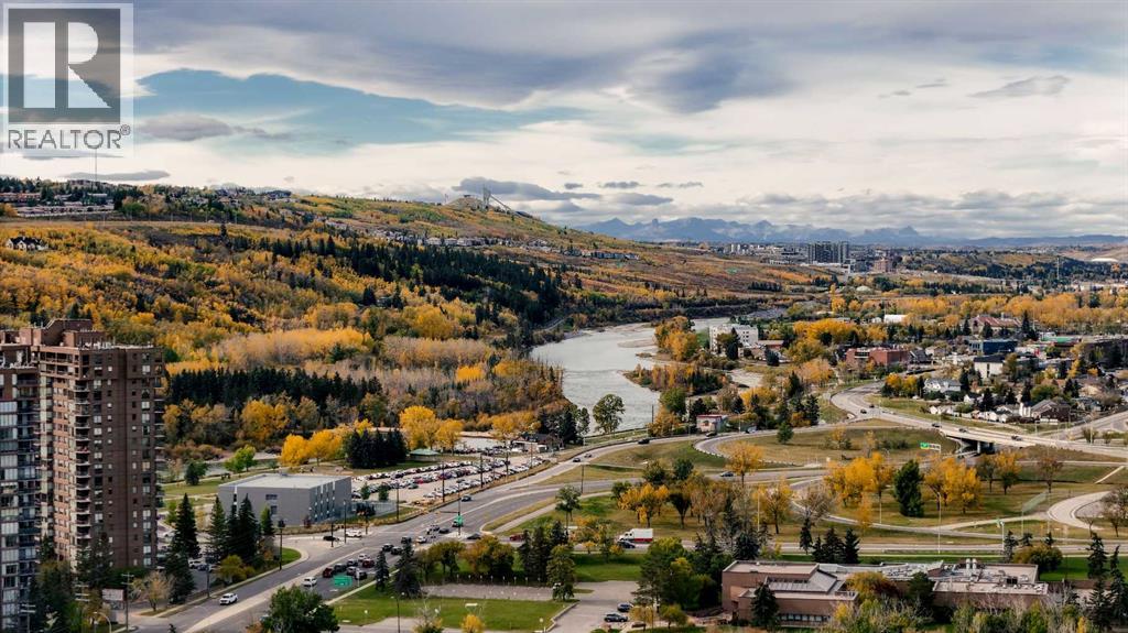 732 33A Street NW, Calgary, Alberta