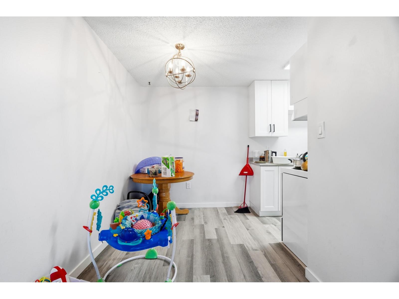 107 9477 COOK STREET, Chilliwack Proper West, Chilliwack