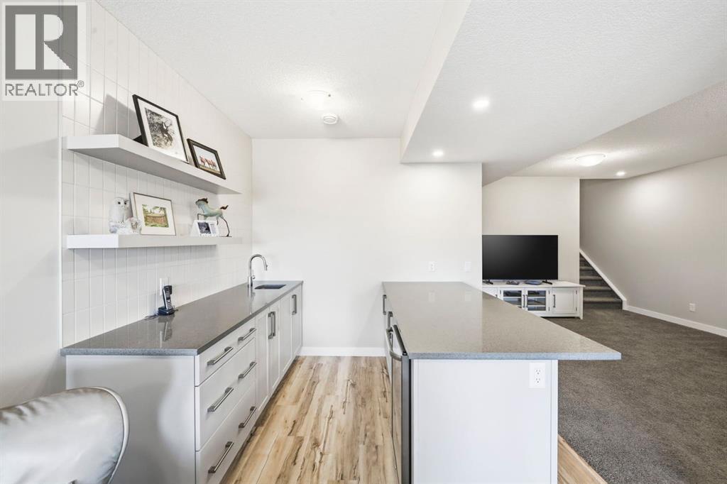 31 Riviera Court, Cochrane