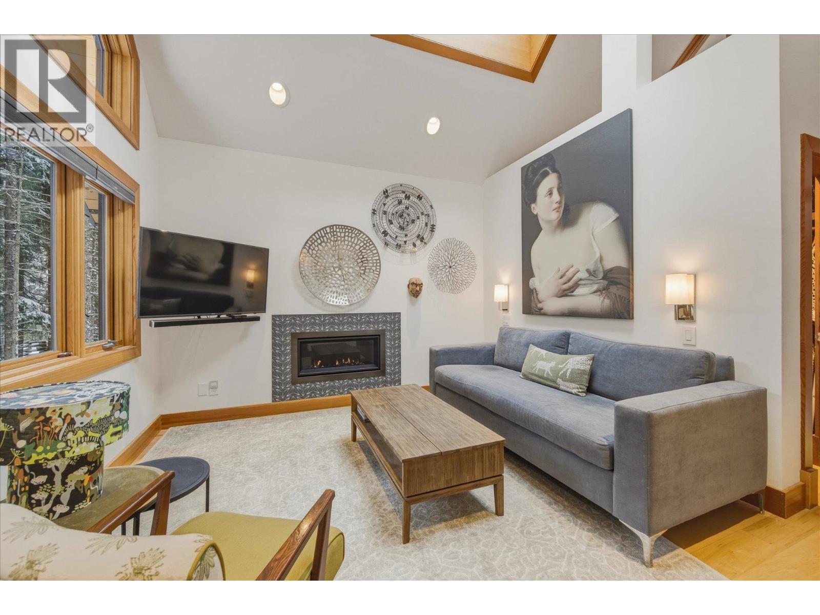 6725 CRABAPPLE DRIVE — photo 22