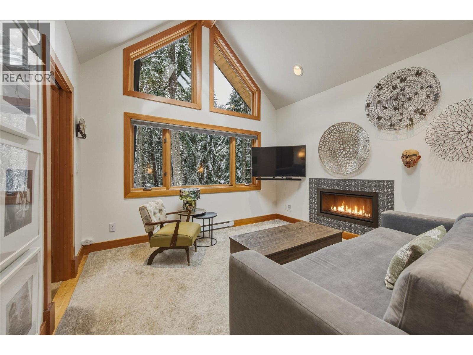 6725 CRABAPPLE DRIVE — photo 23