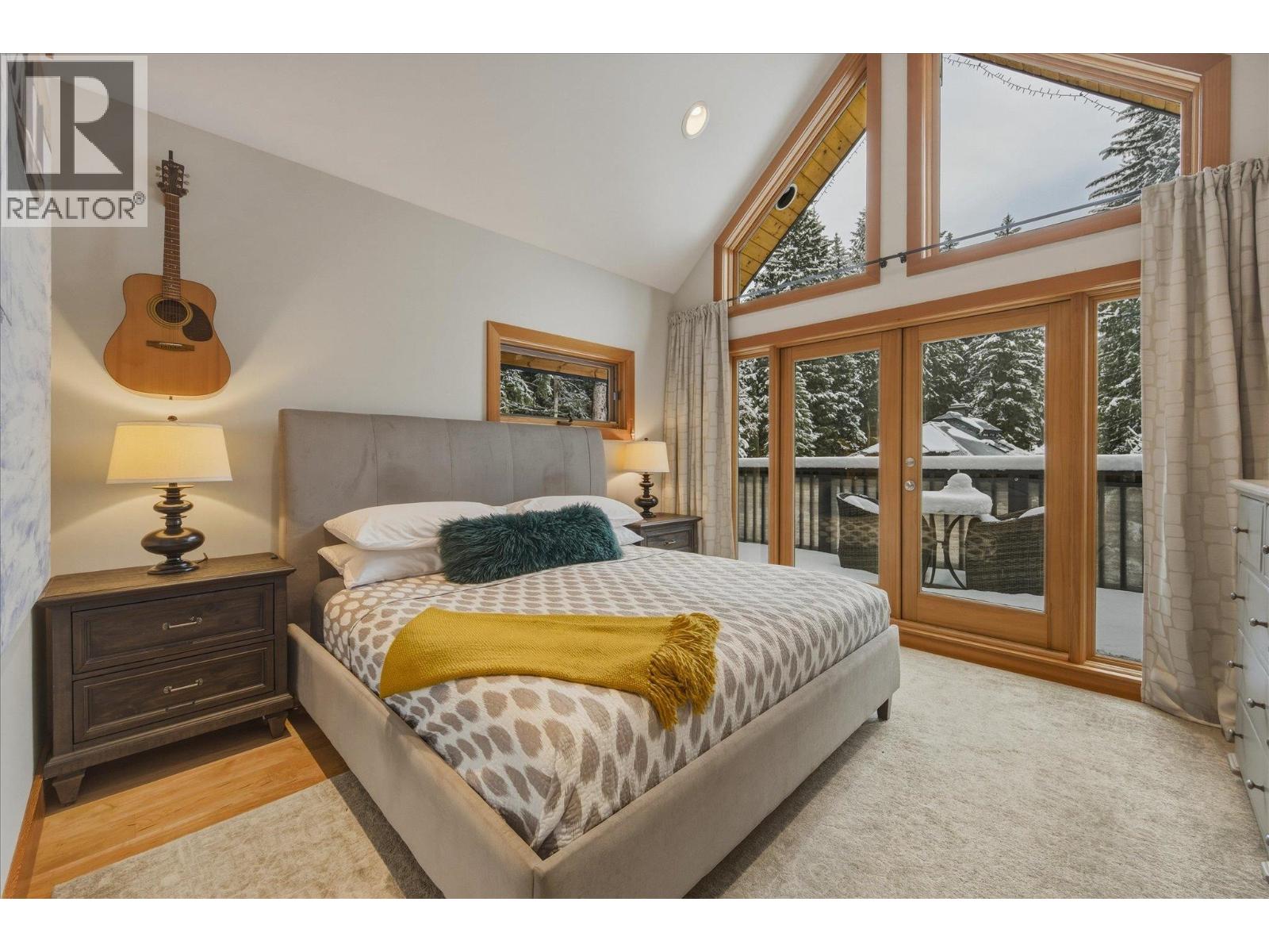 6725 CRABAPPLE DRIVE — photo 24
