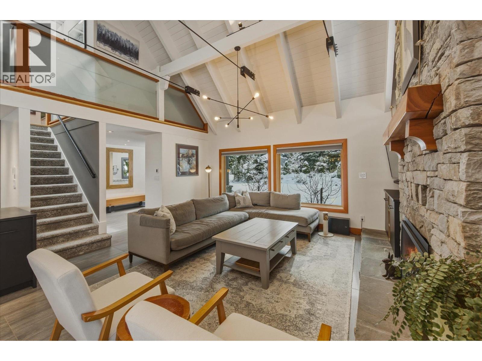 6725 CRABAPPLE DRIVE — photo 5