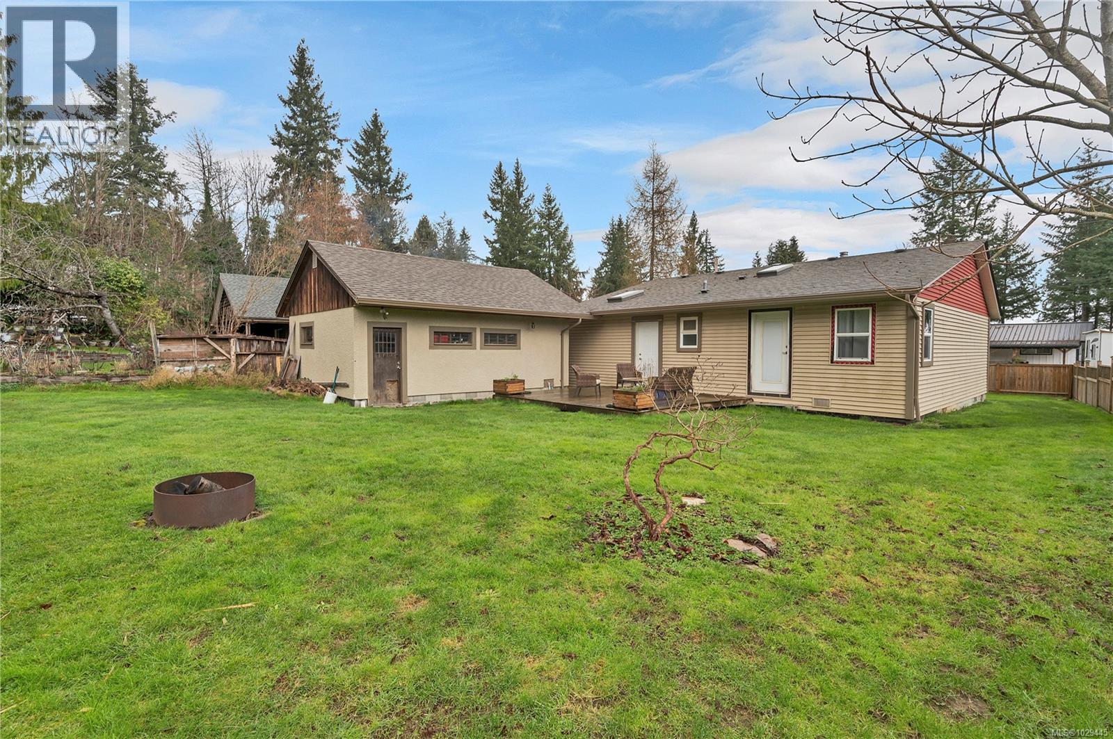 2692 VALLEJO RD - Image 3