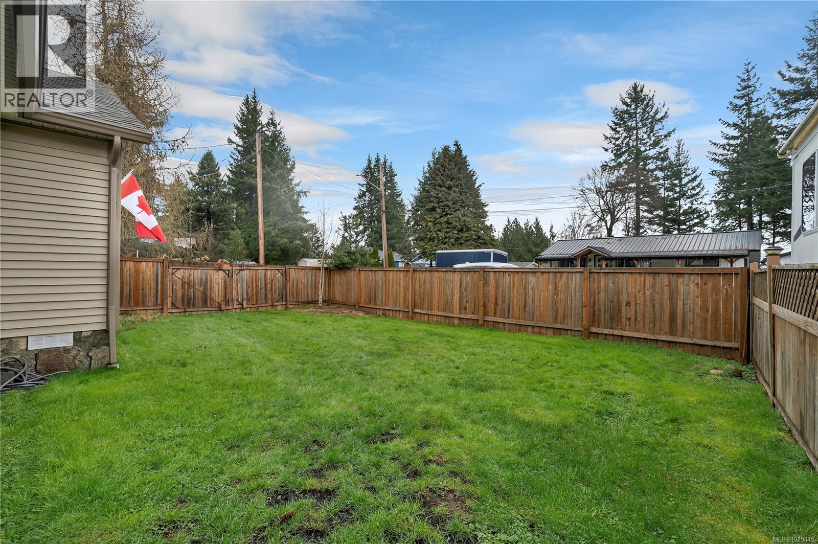 2692 VALLEJO RD - 25