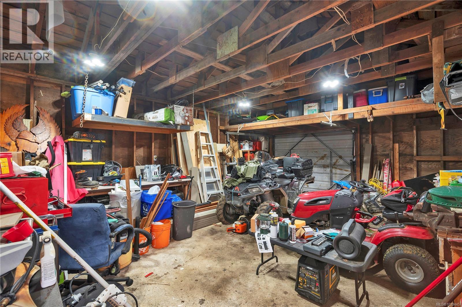 2692 VALLEJO RD - 27