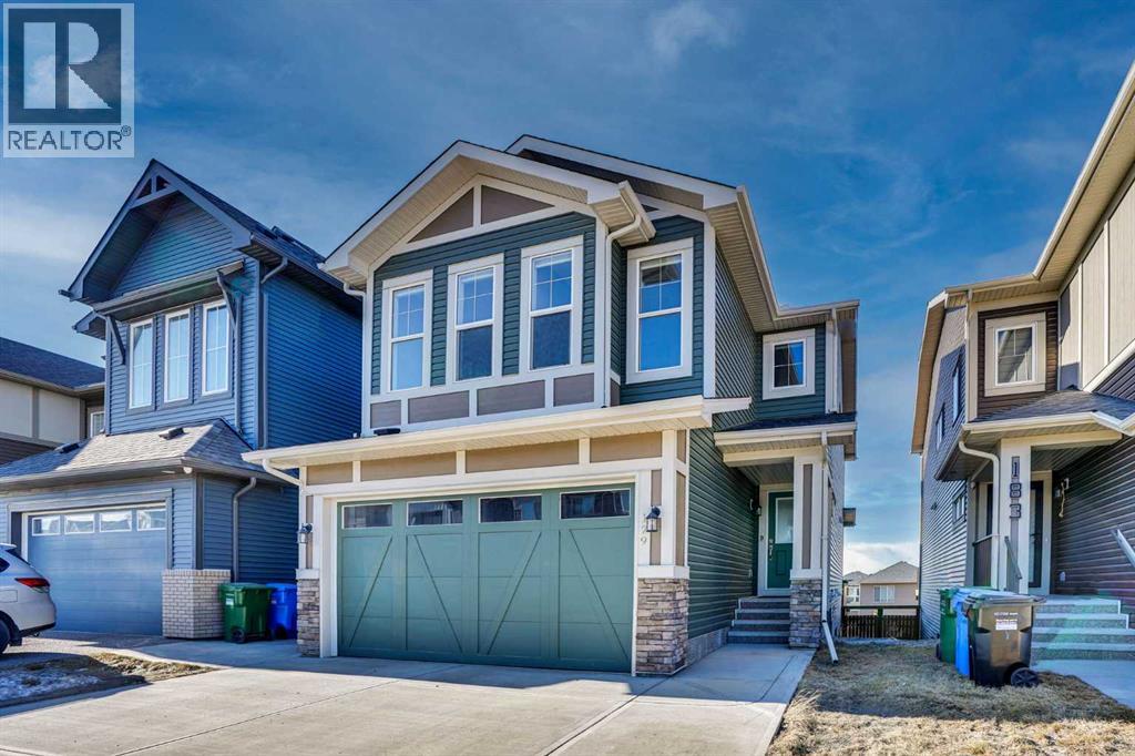 179 Lucas Heights NW, Calgary, Alberta