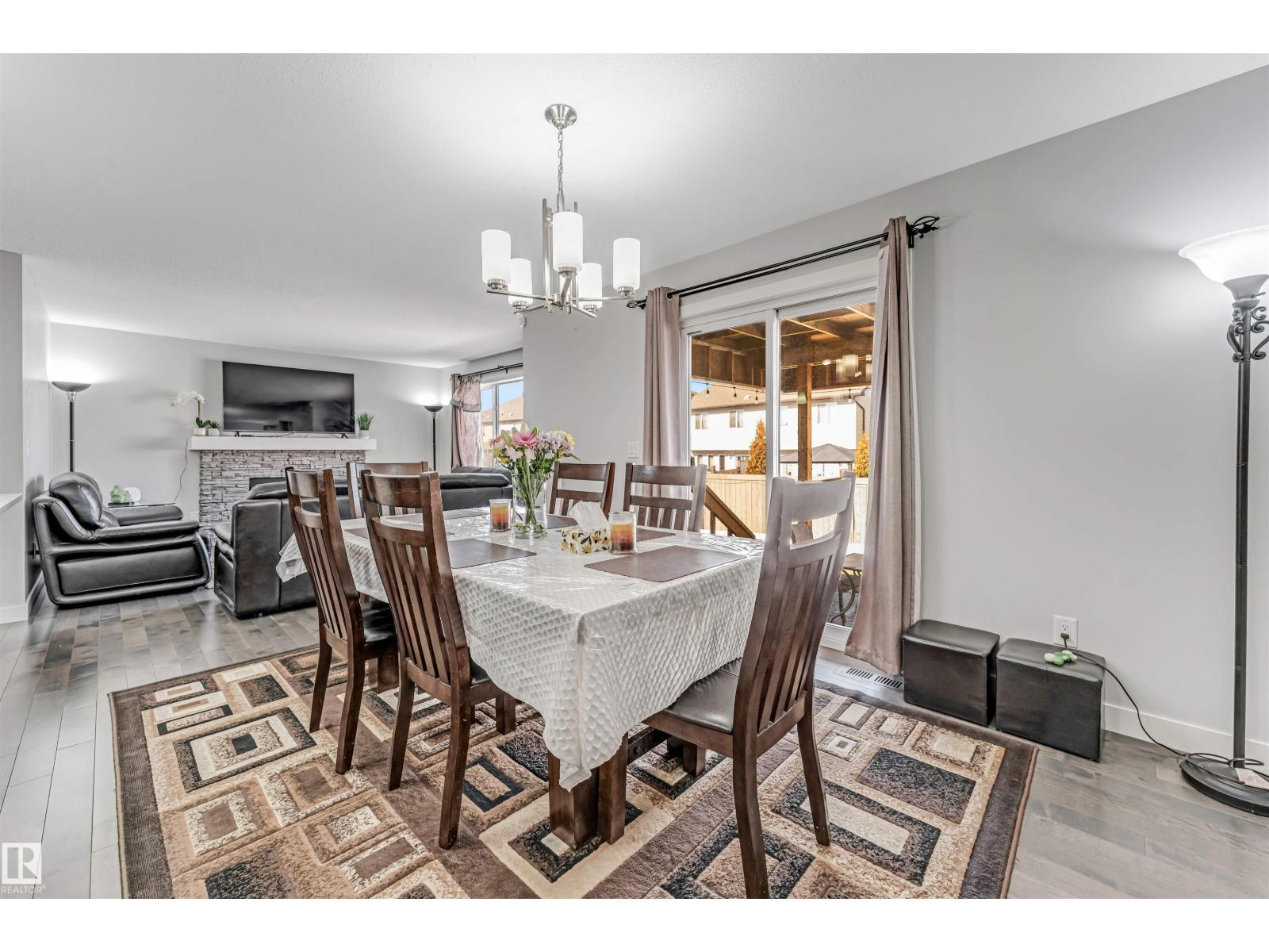 2244 21 AV NW - 14