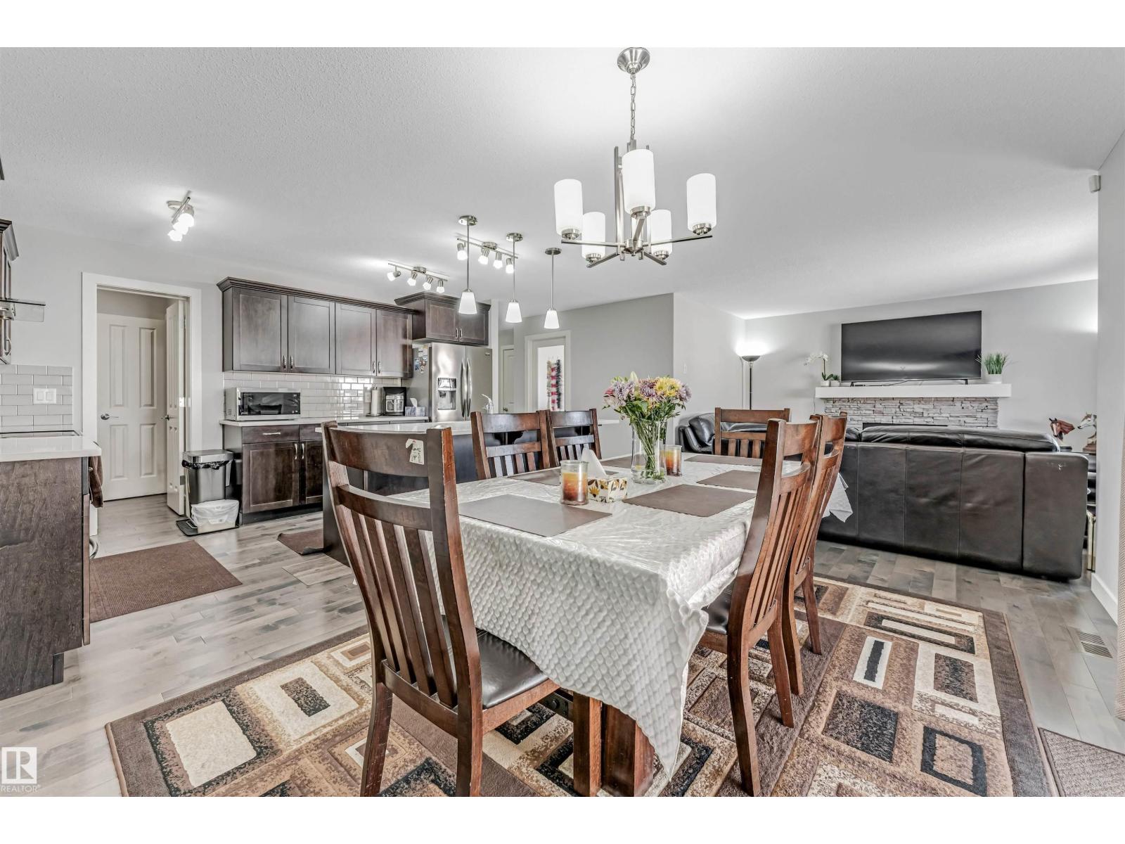 2244 21 AV NW - 15