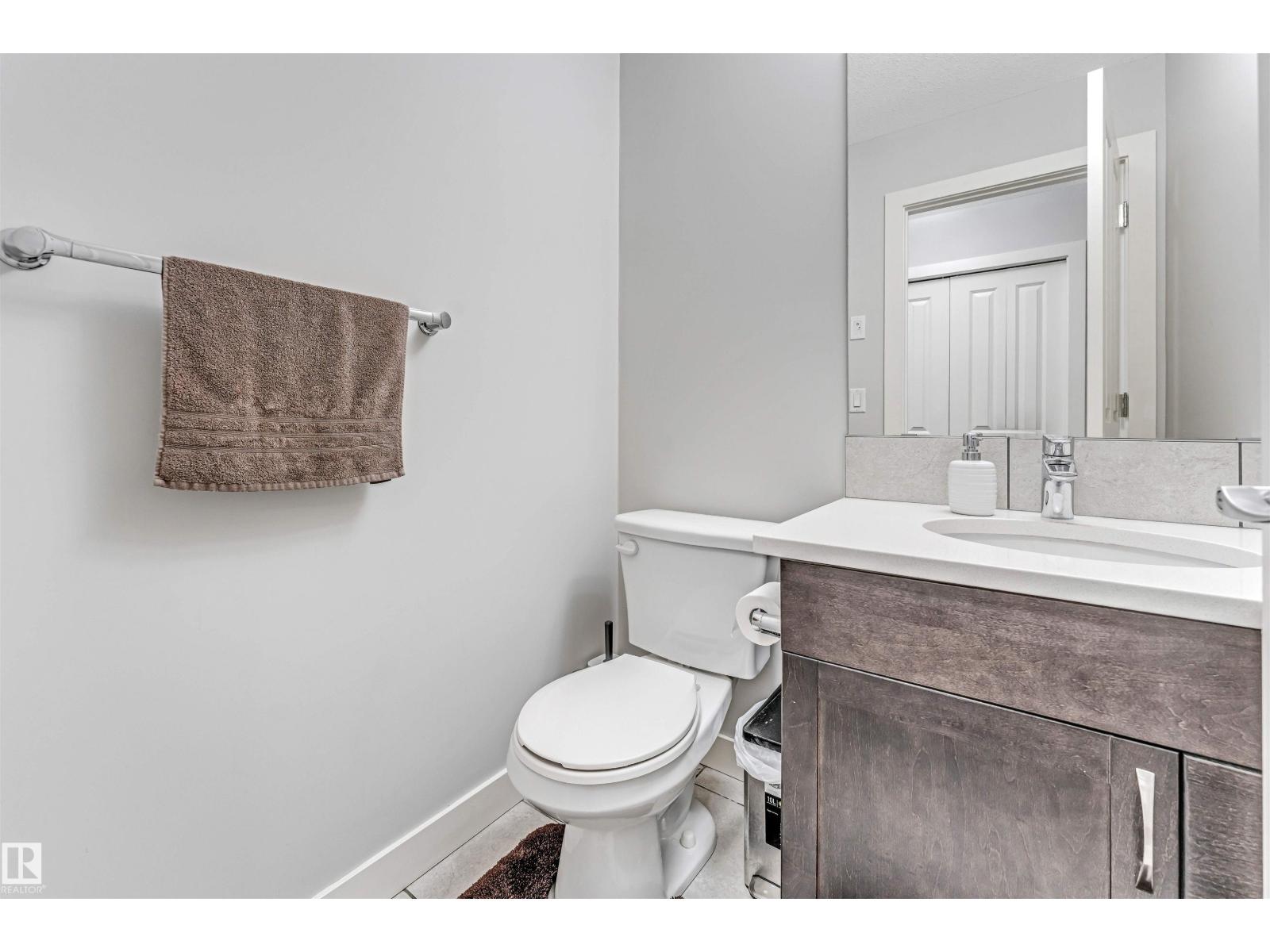 2244 21 AV NW - 24