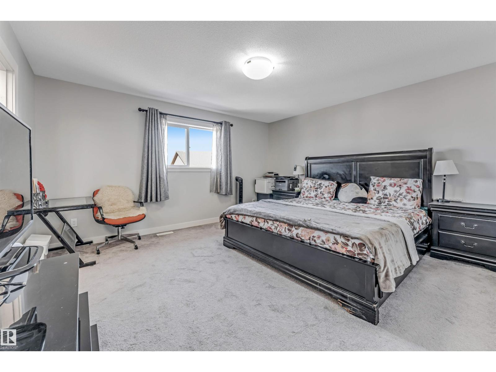 2244 21 AV NW - 30