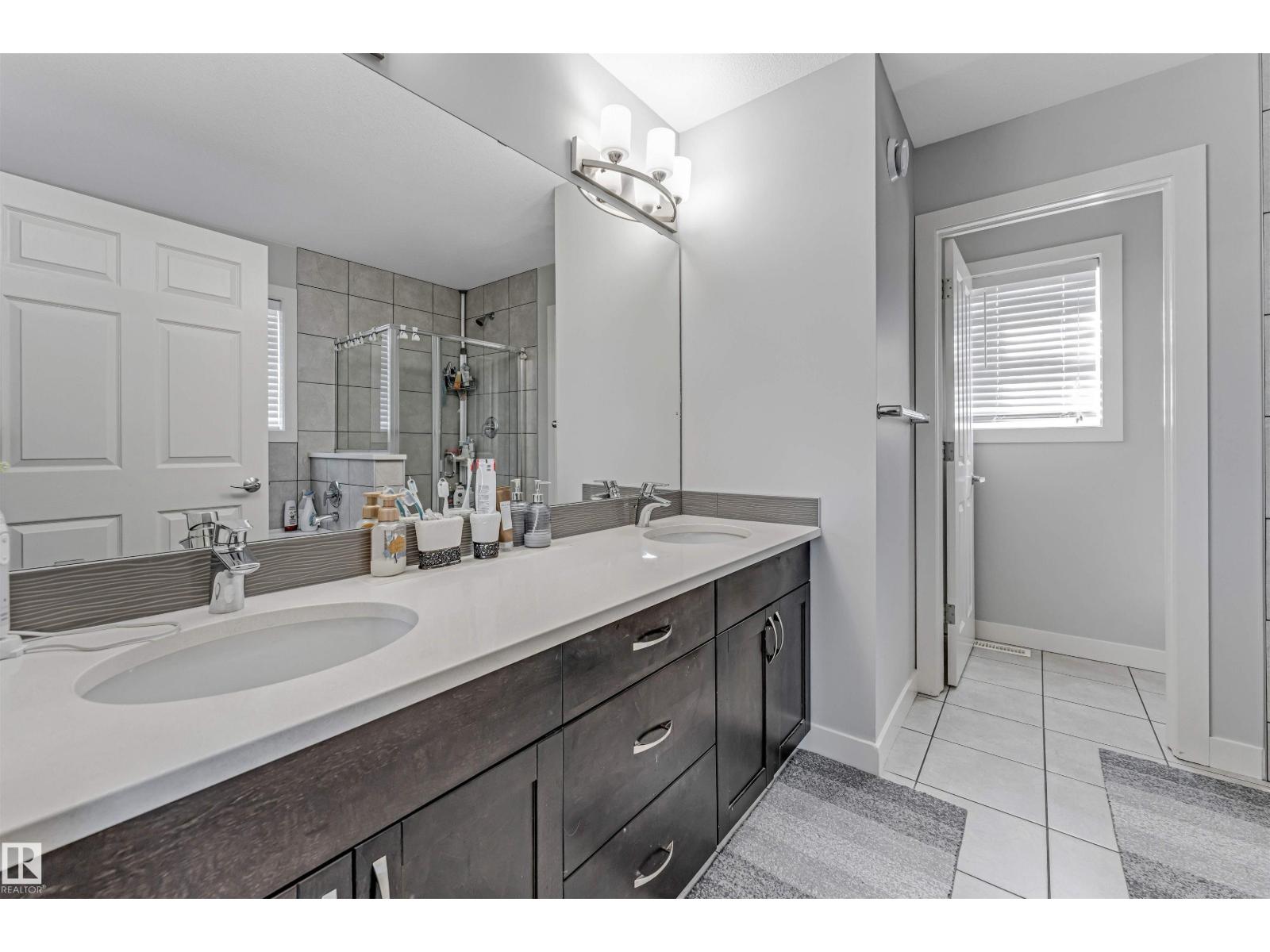 2244 21 AV NW - 32