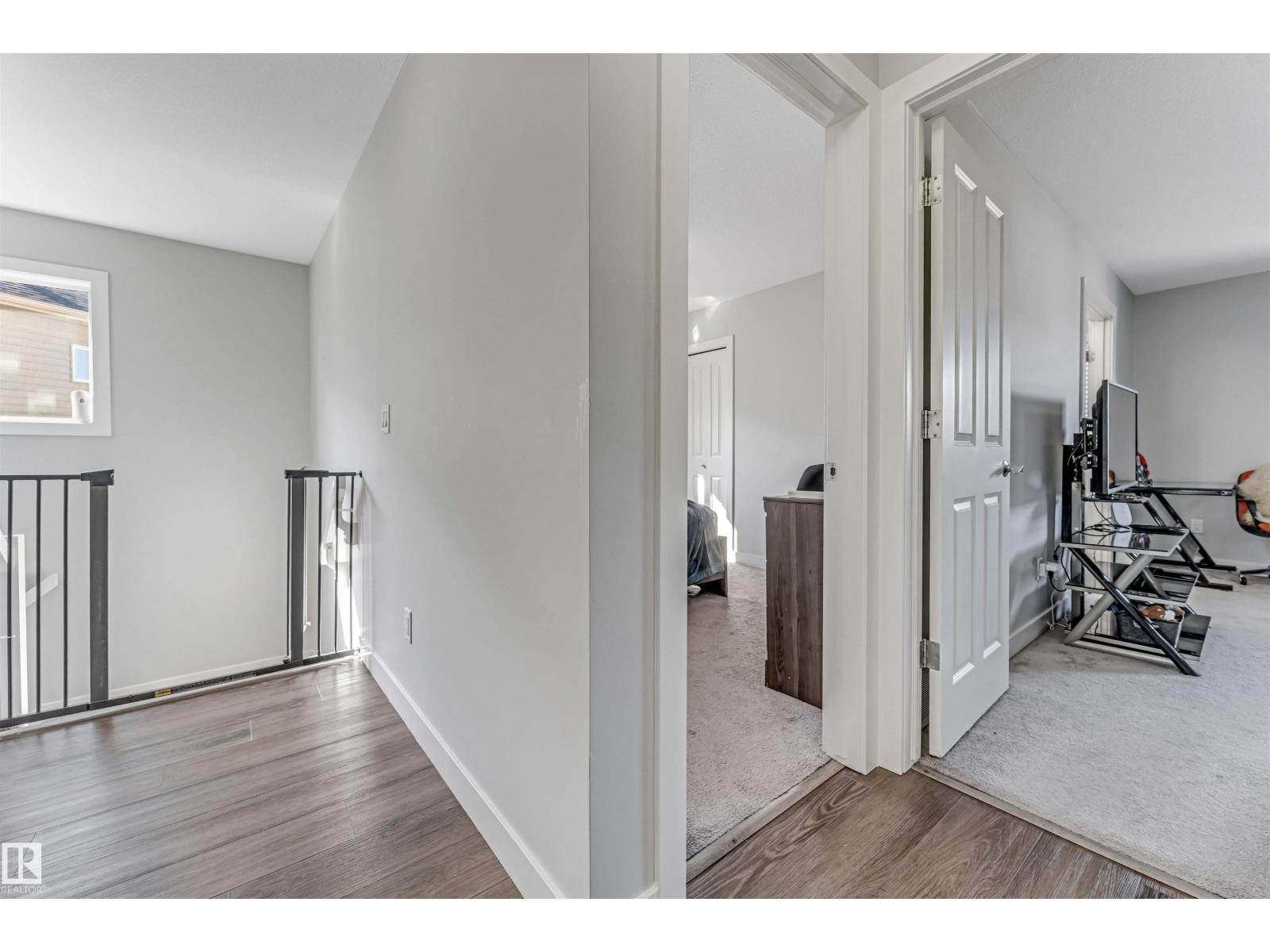 2244 21 AV NW - 34