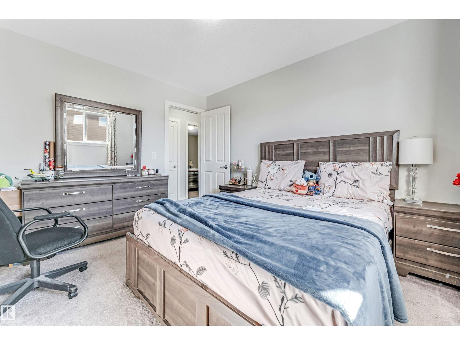 2244 21 AV NW - 36