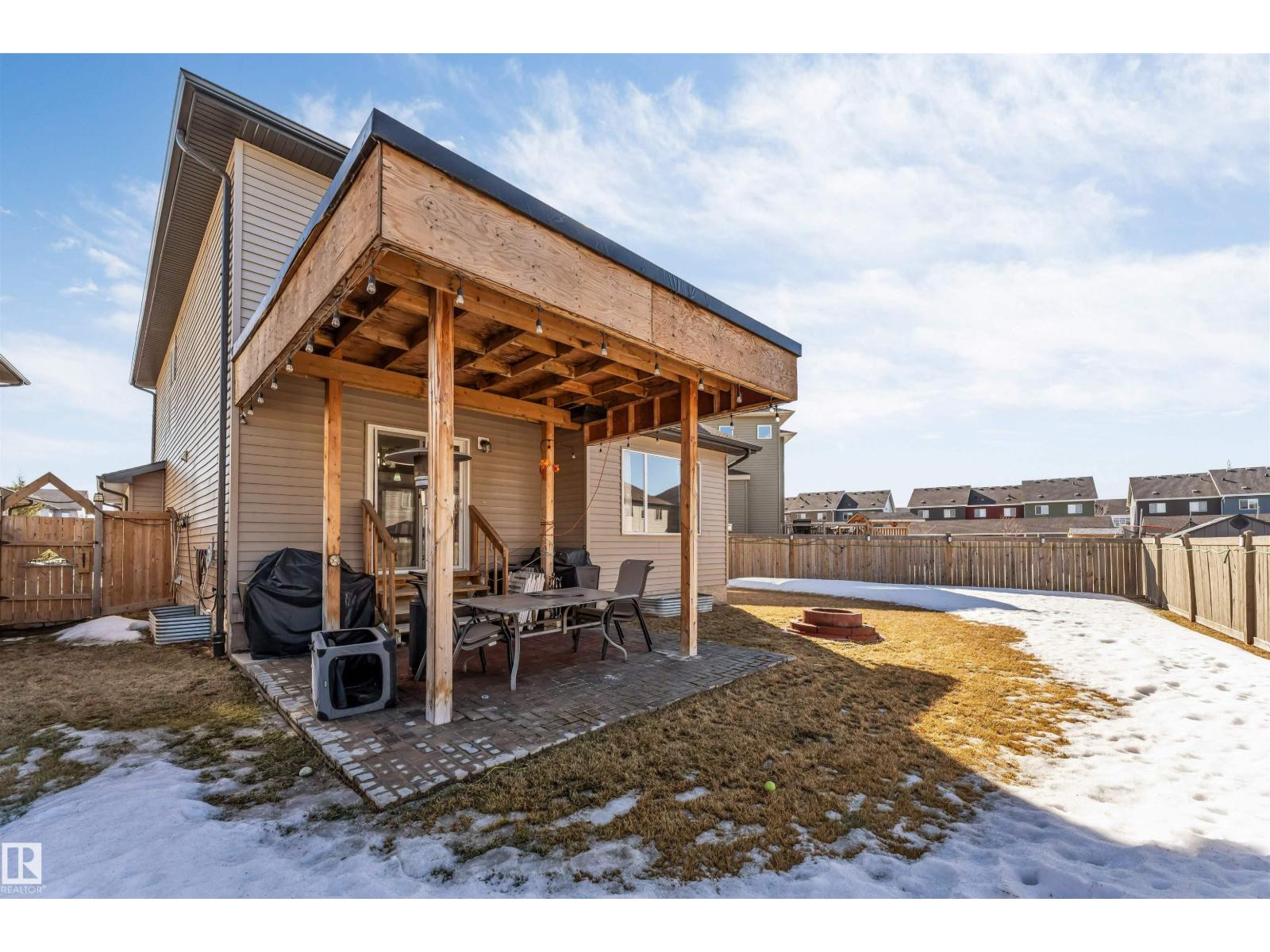 2244 21 AV NW - 45