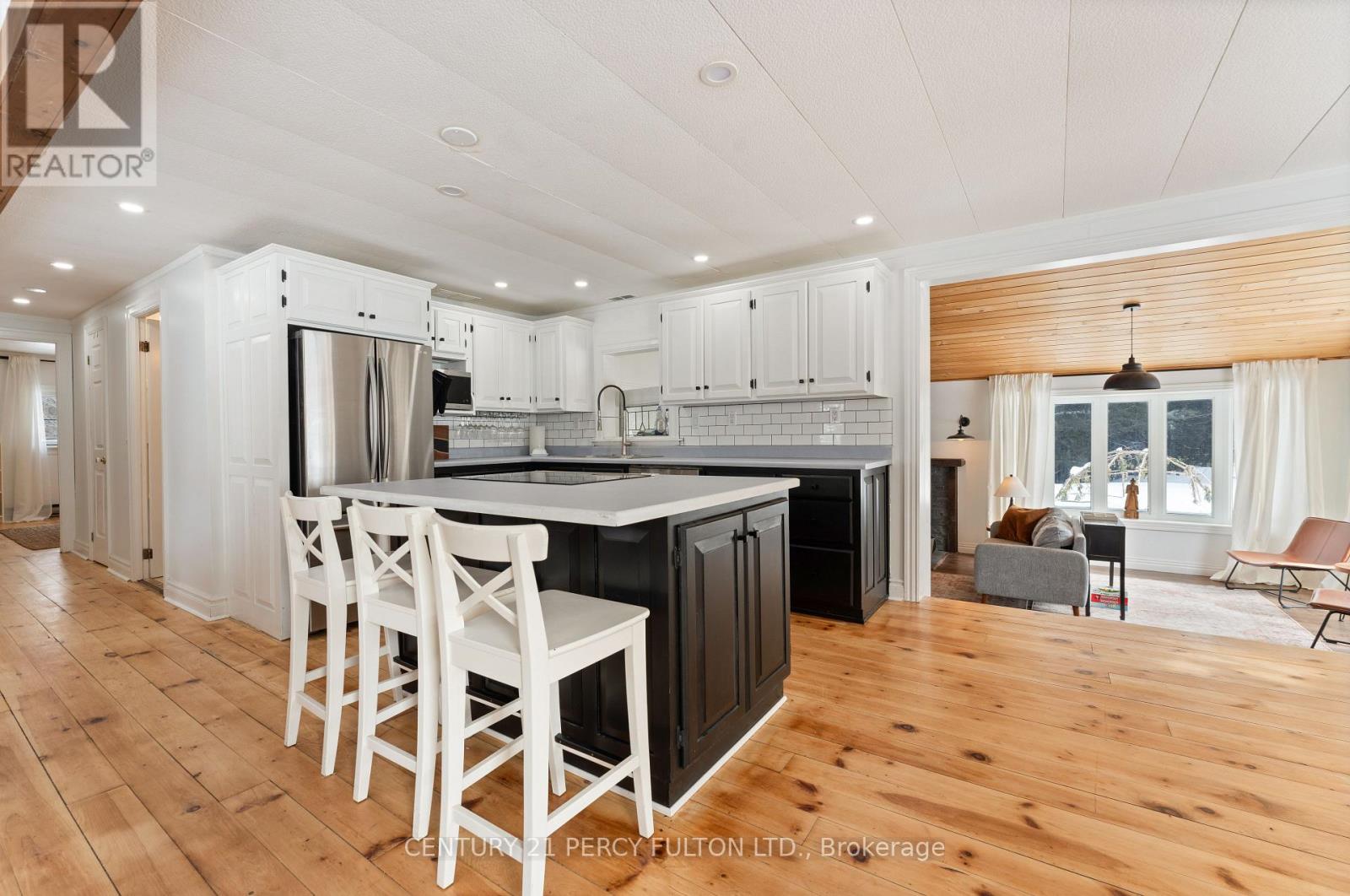 5659 GILMORE ROAD - 11