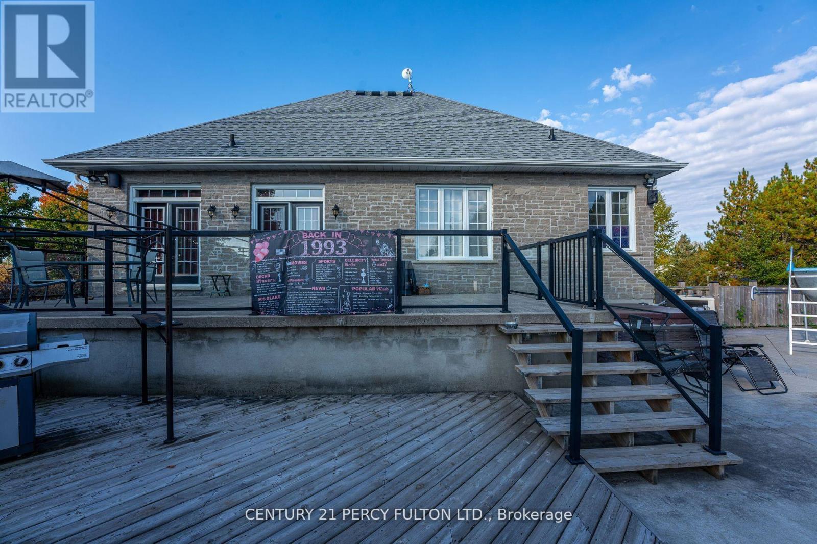 5659 GILMORE ROAD - 2