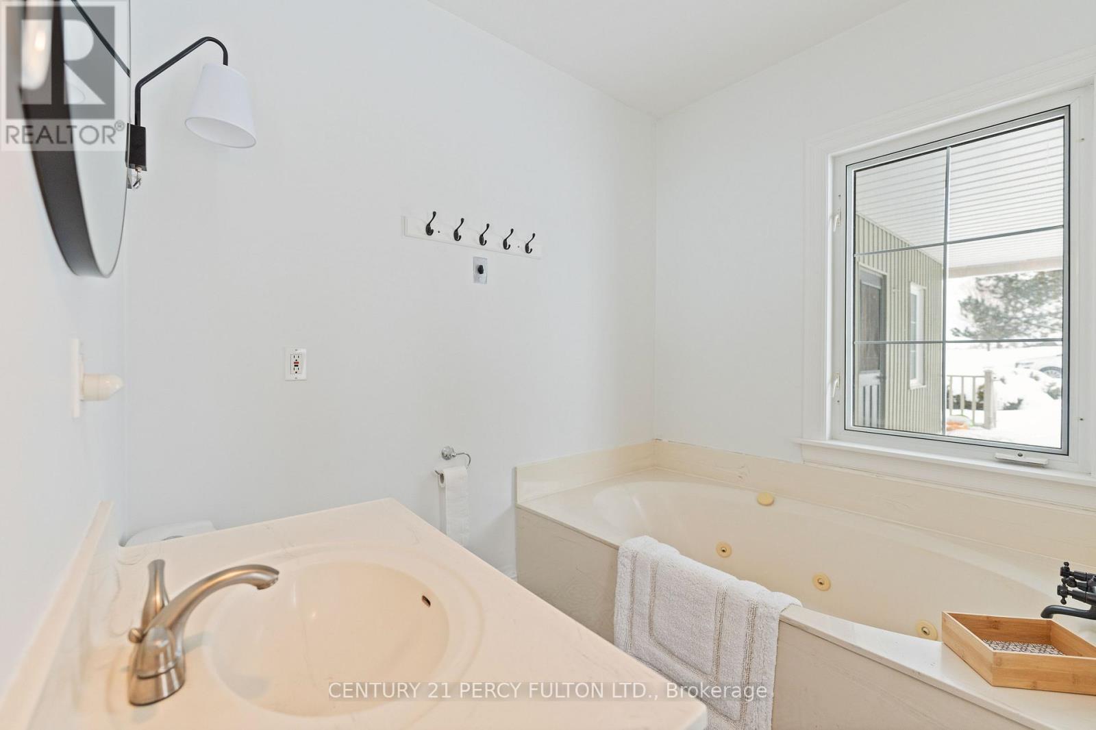 5659 GILMORE ROAD - 28