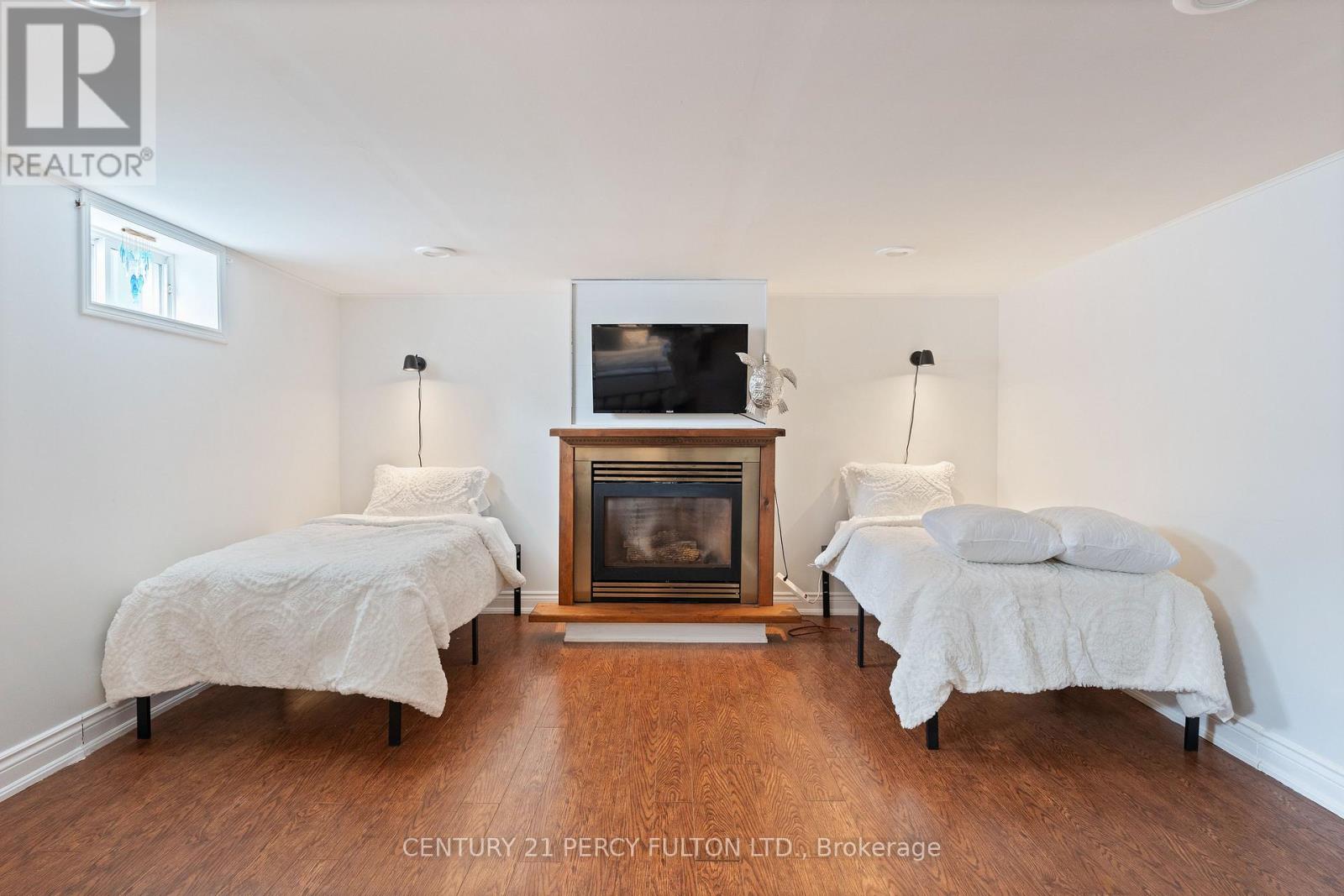 5659 GILMORE ROAD - 38