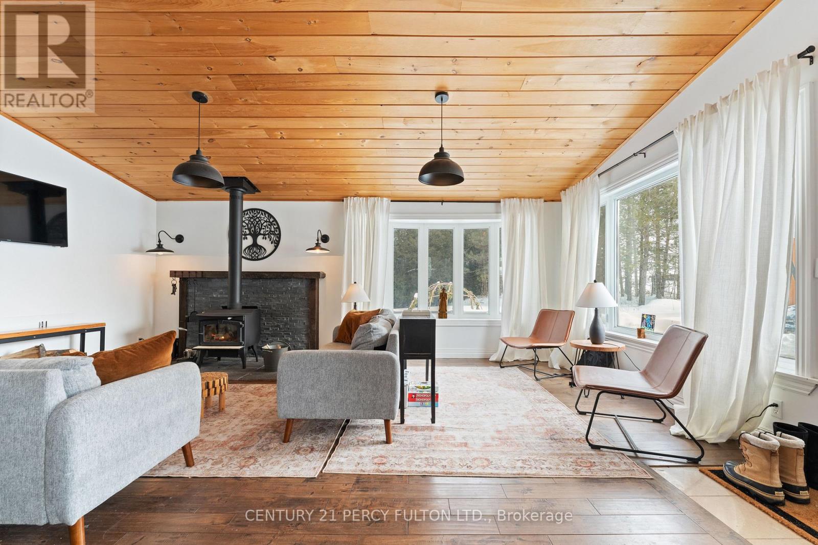5659 GILMORE ROAD - 5
