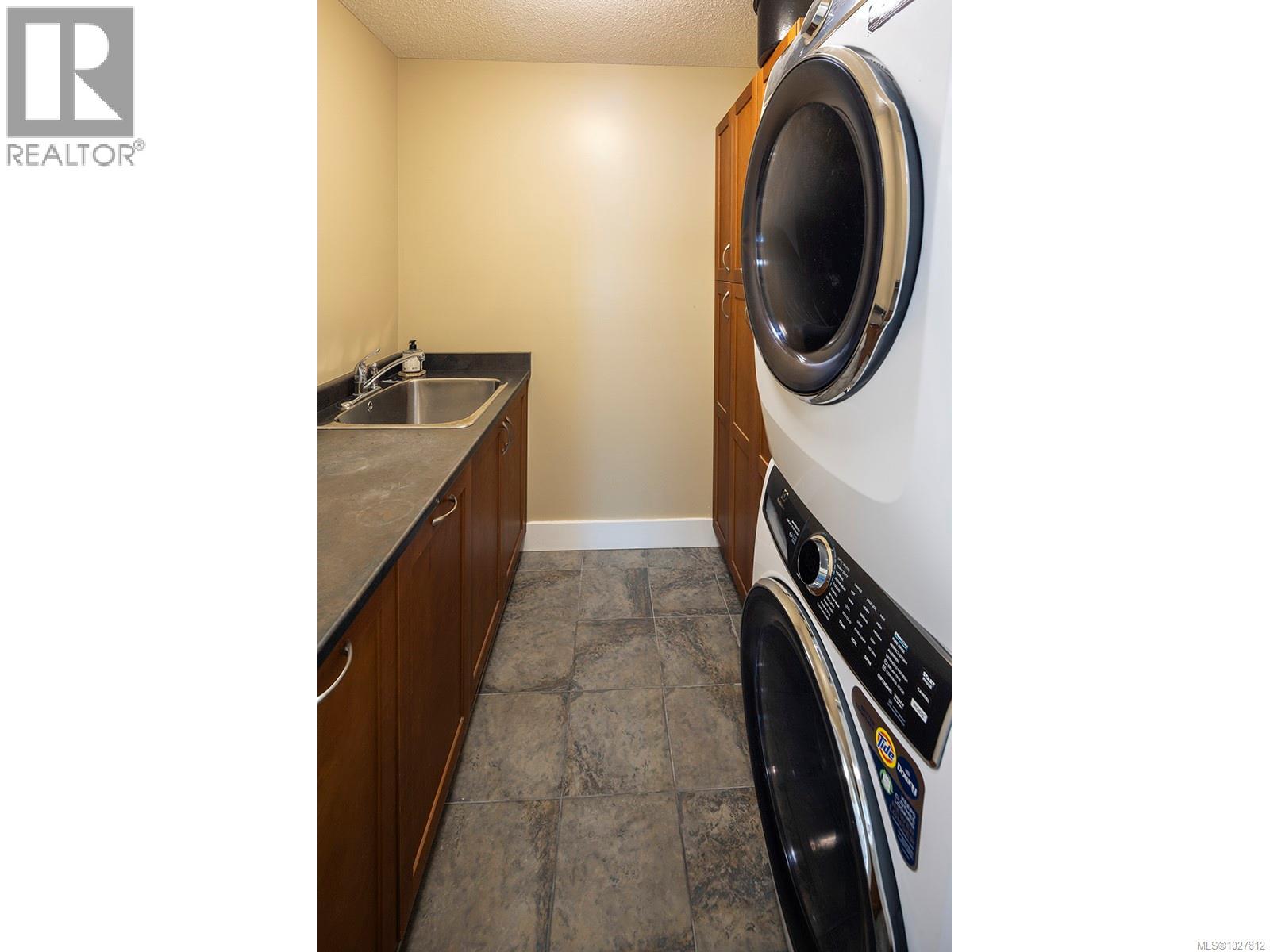 2807 Tudor Ave - 31