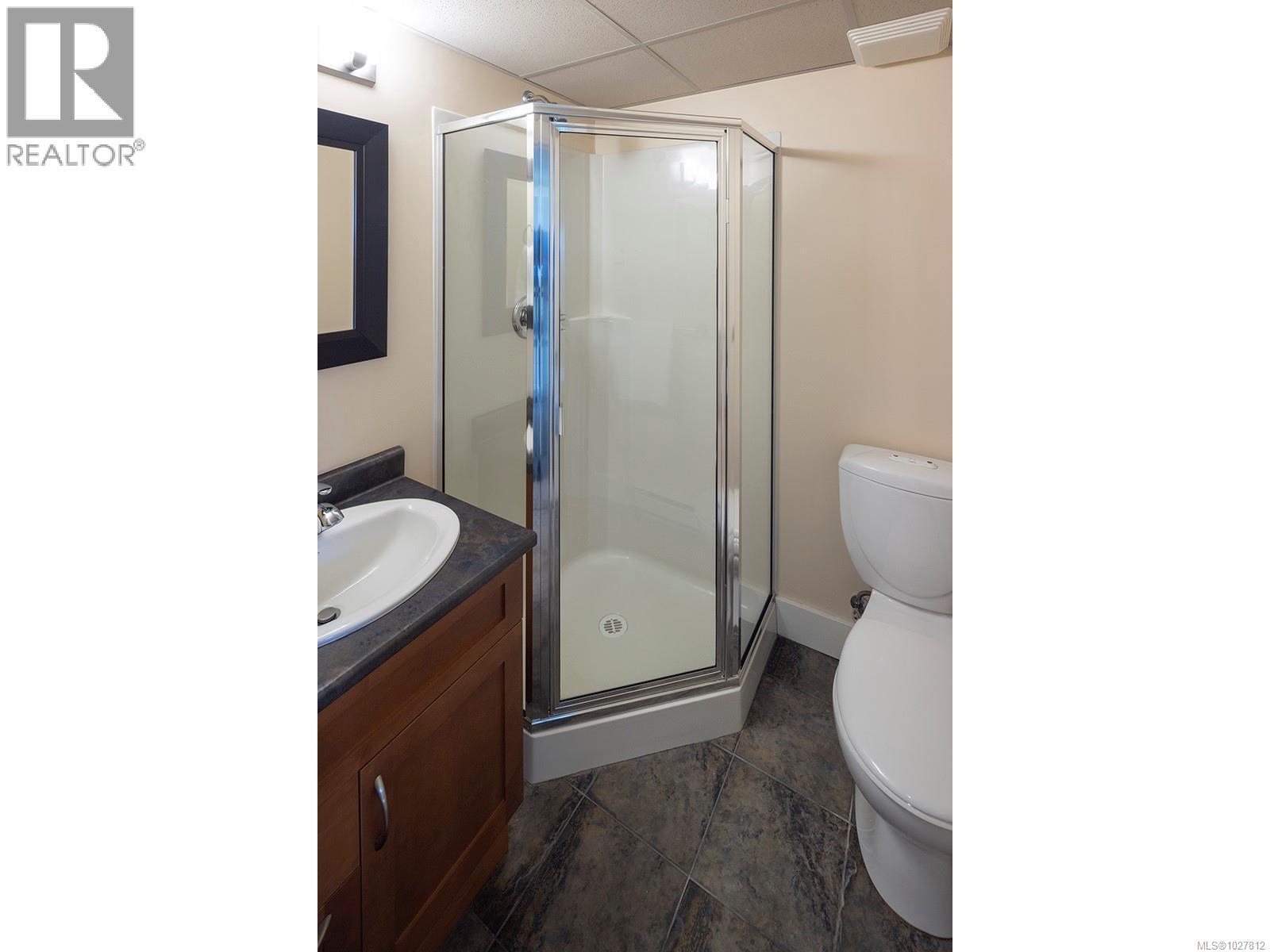 2807 Tudor Ave - 38